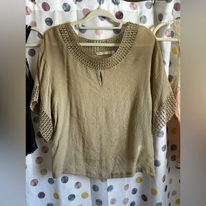 Artisan boho summer top Maria Gabrielle beige crochet edged sheer blouse keyhole